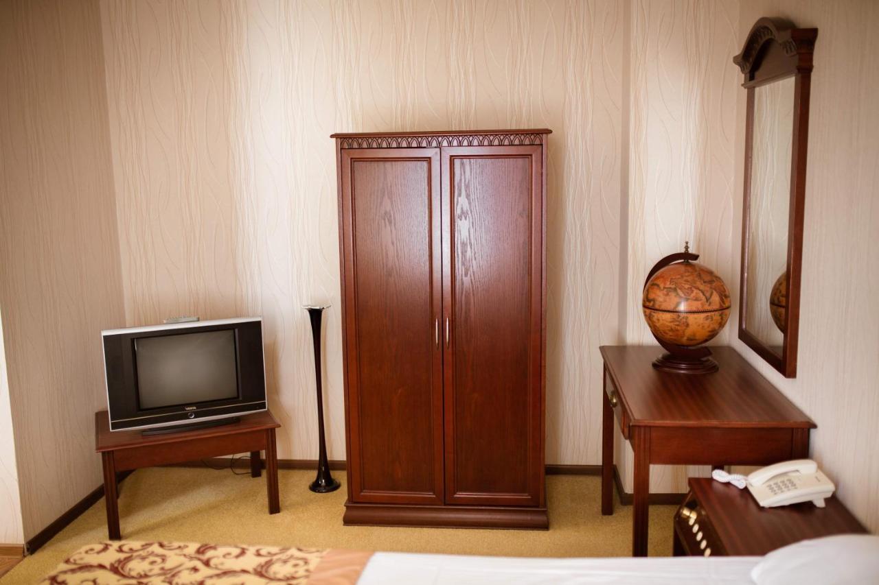 Vila Muntenia Hotel Chisinau Ngoại thất bức ảnh