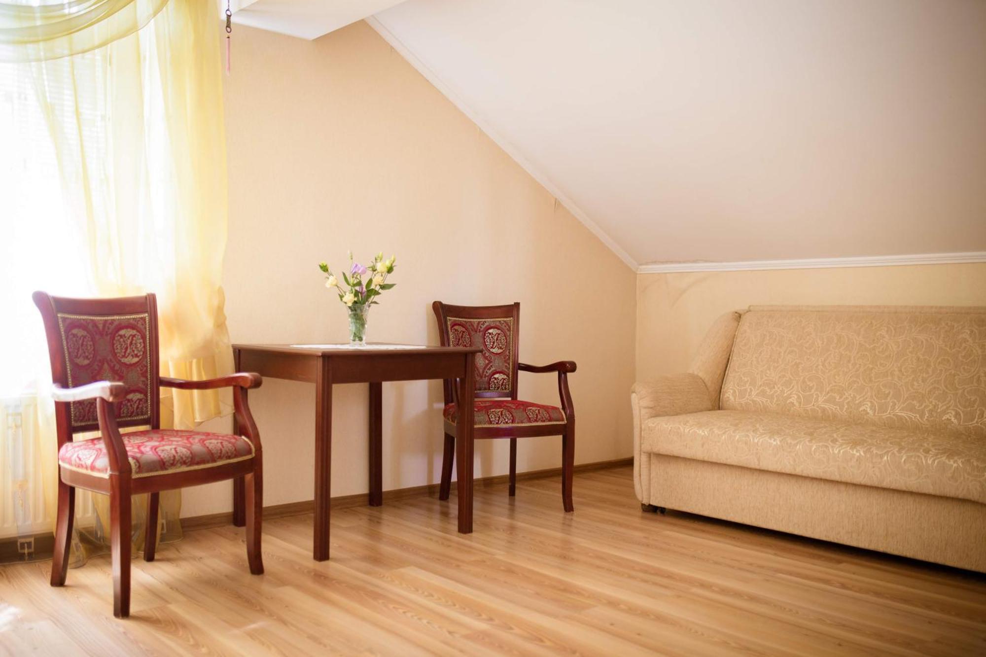 Vila Muntenia Hotel Chisinau Ngoại thất bức ảnh